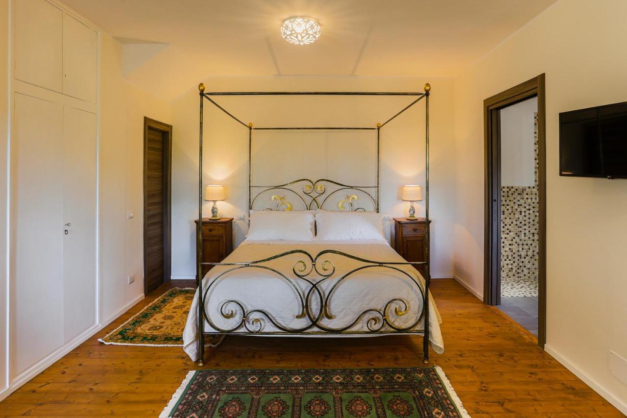 Agriturismo Le Cerque コッラッツォーネ エクステリア 写真