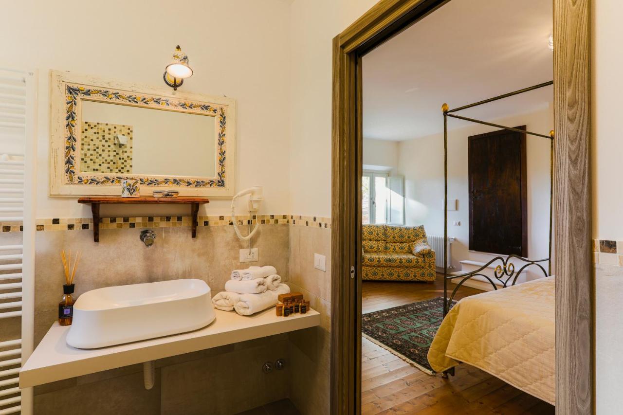 Agriturismo Le Cerque コッラッツォーネ エクステリア 写真